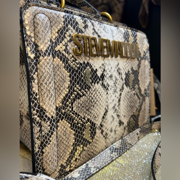 🖤🖤NWT-STEVE MADDEN STUNNING METALLIC BEVELYN SNAKE SATCHEL🖤🖤 - Picture 5 of 14